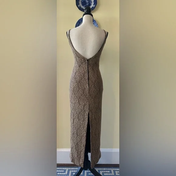 Dave & Johnny | 90’s Vintage Gold Crochet/Lace Sleeveless Maxi Formal/Prom Dress - Picture 3 of 7